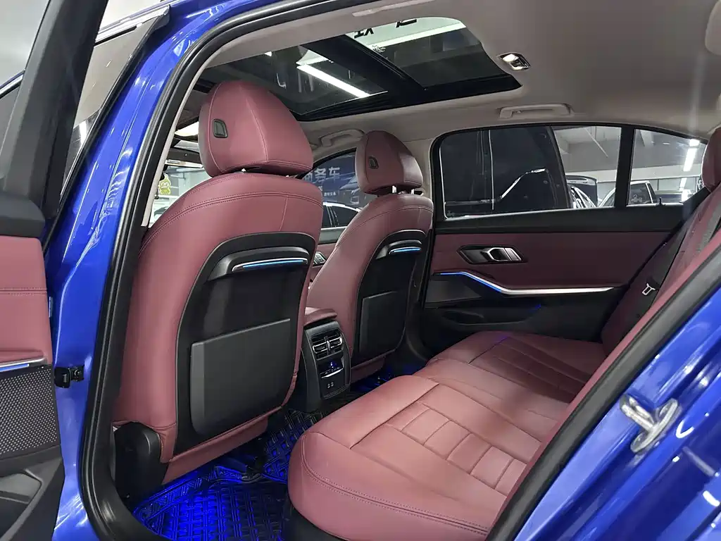 BMW 3 Series — миниатюра 6