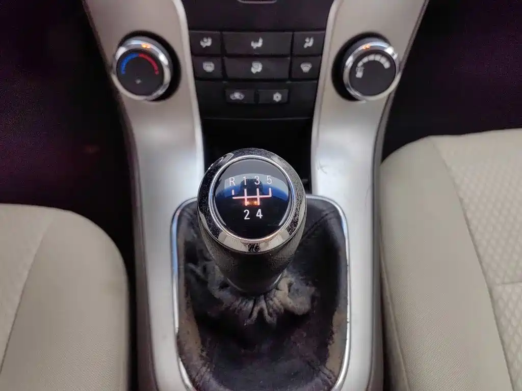 Chevrolet Cruze — миниатюра 13