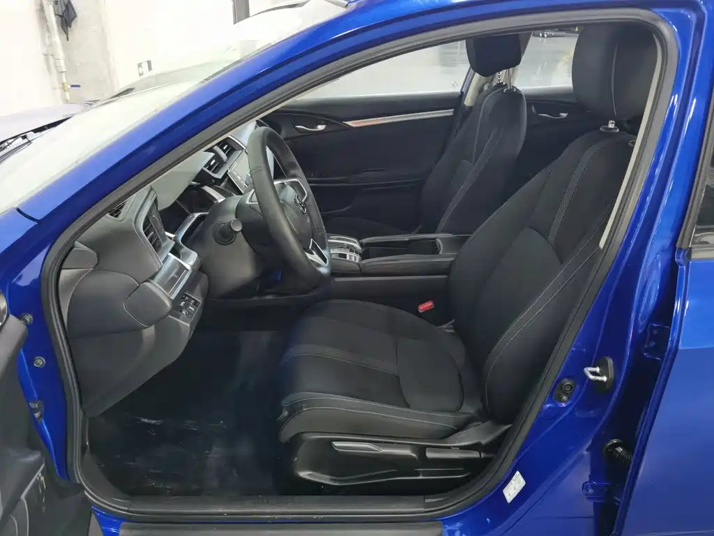 Honda Civic — миниатюра 10