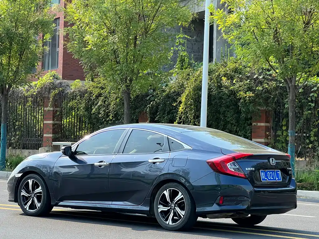 Honda Civic — миниатюра 5