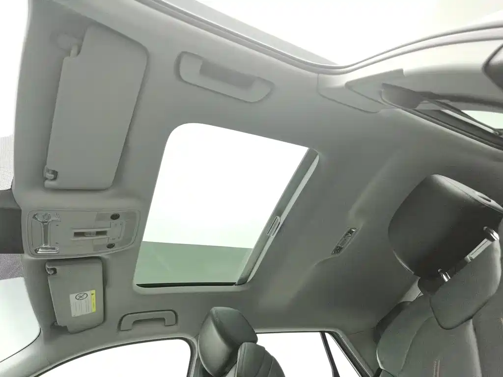 Audi Q2L — миниатюра 14
