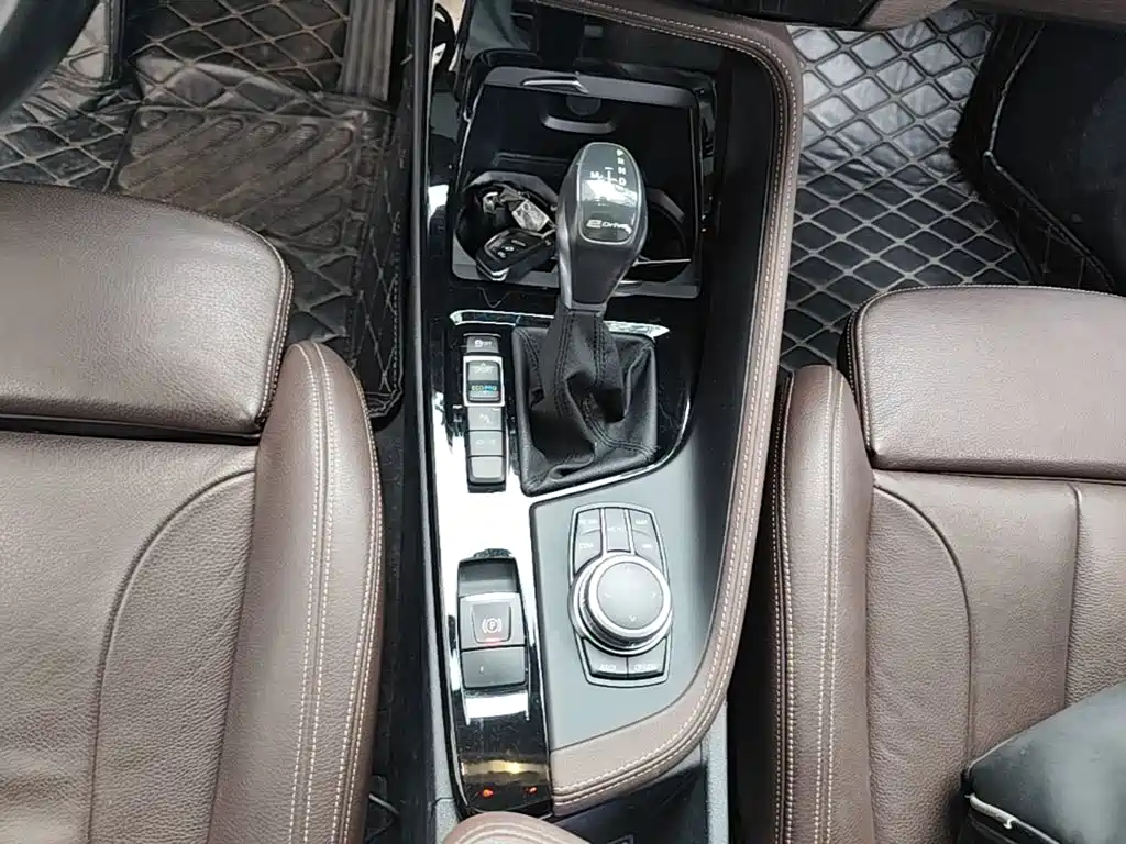 BMW X1 New Energy — миниатюра 14