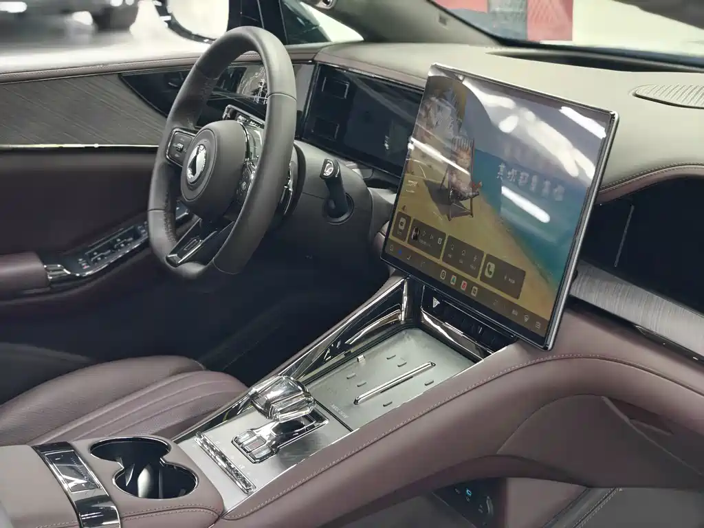 Denza Denza Z9GT — миниатюра 10