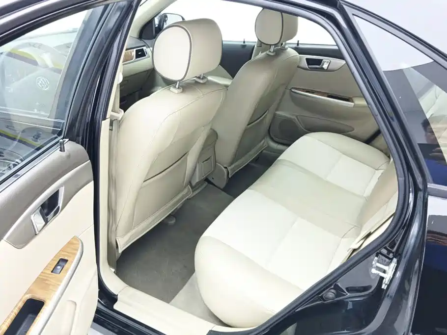 Buick Excelle — миниатюра 11
