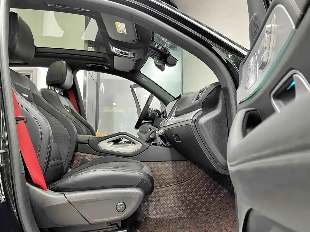 Mercedes-Benz GLE AMG — миниатюра 5
