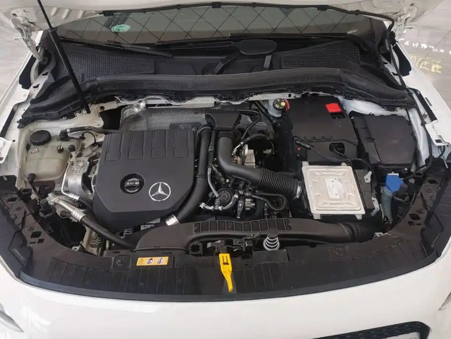Mercedes-Benz GLA — миниатюра 10
