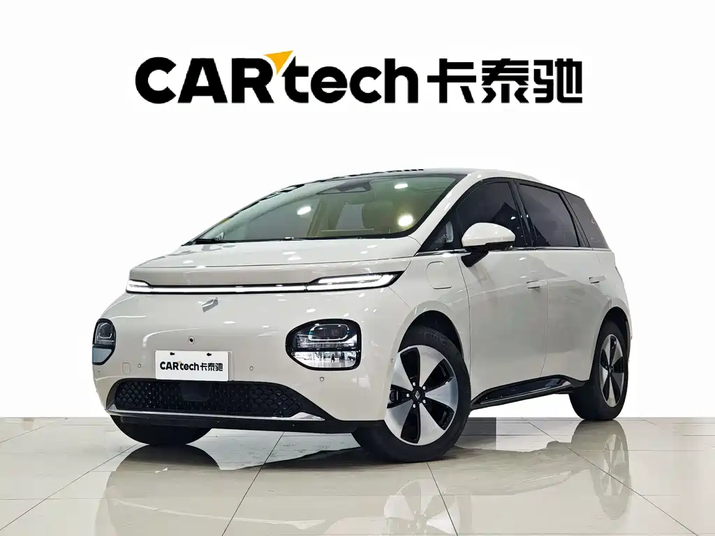 Baojun Yunduo 2024