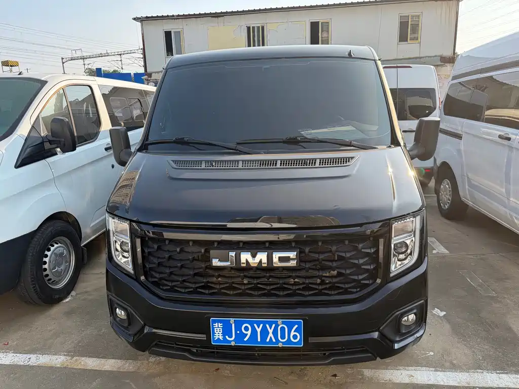 JMC JMC Fushun — миниатюра 2