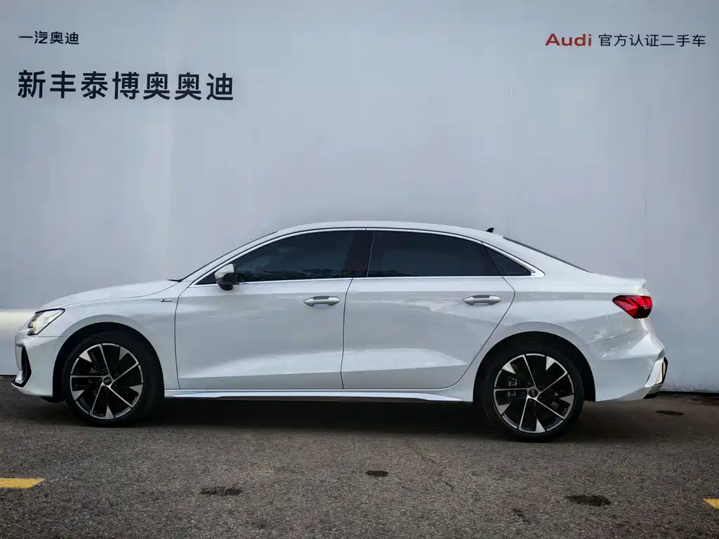 Audi A3 — миниатюра 3