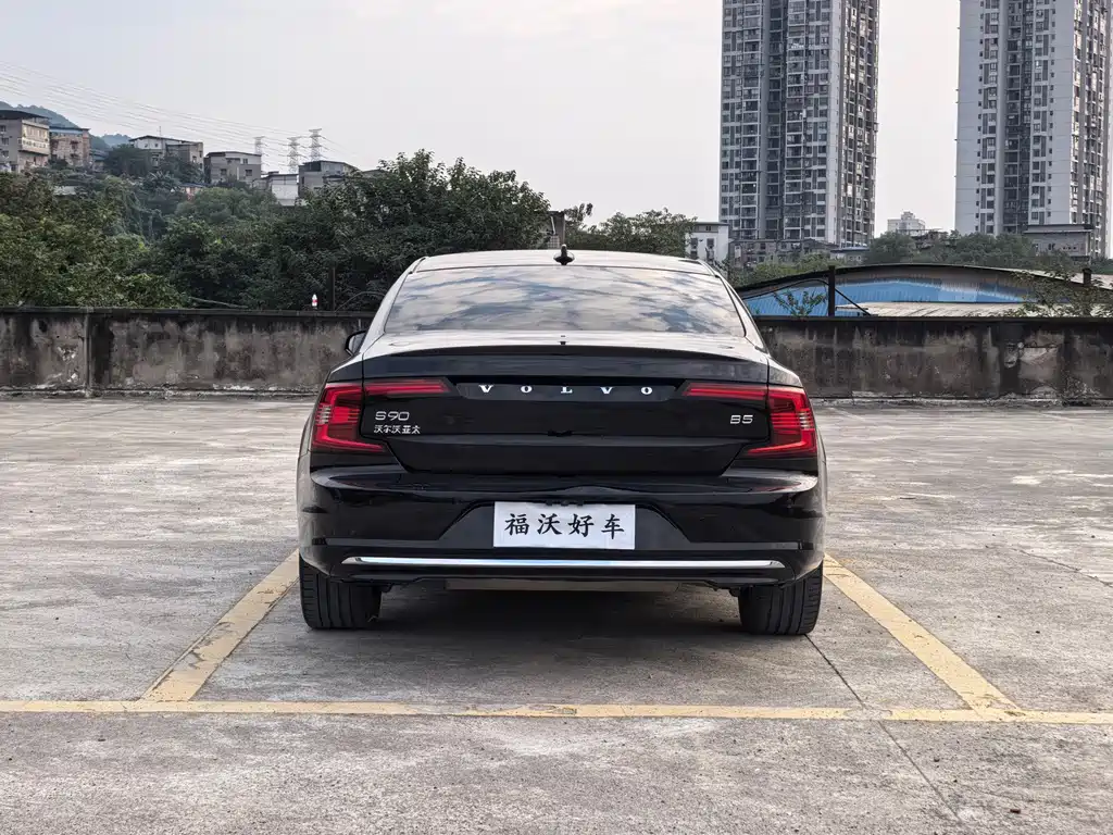 Volvo S90 — миниатюра 4