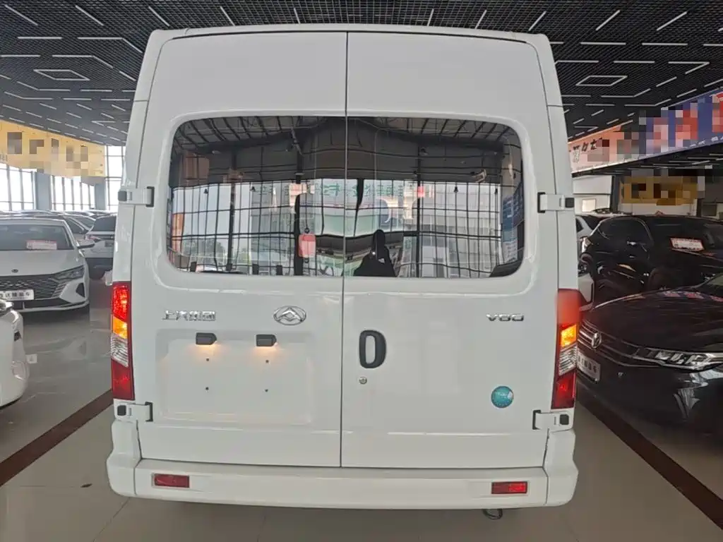MAXUS V80 — миниатюра 6