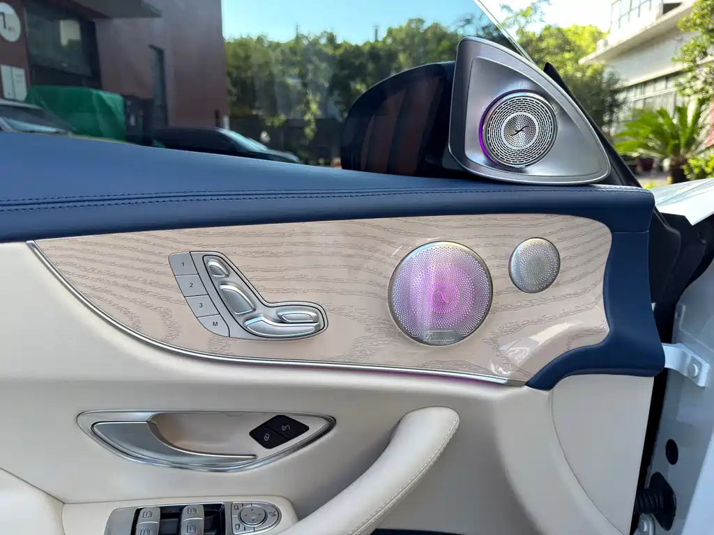 Mercedes-Benz E-Class (Import) — миниатюра 17