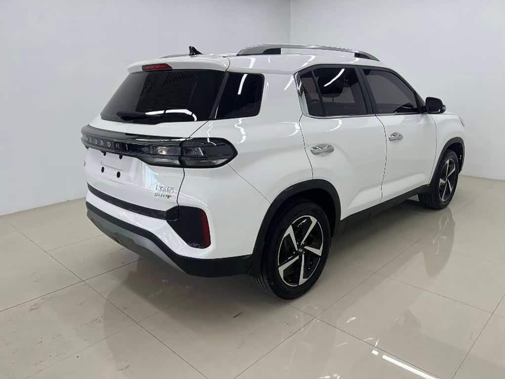 Hyundai Beijing Hyundai ix35 1.4 л 2022 г. Белый, пробег 23000 км