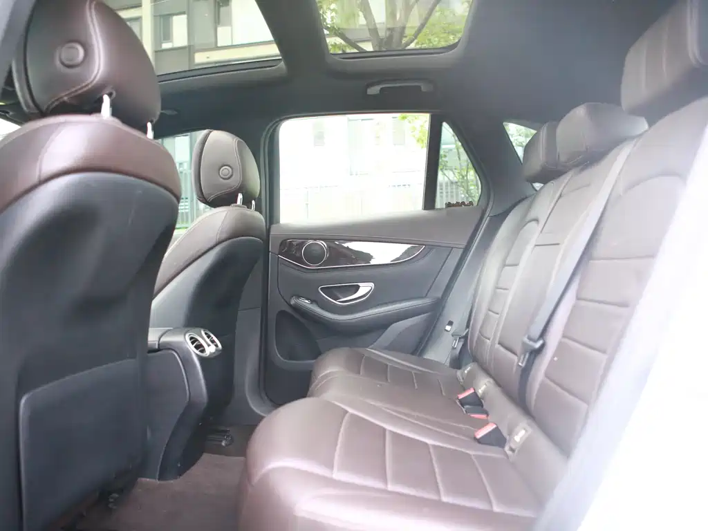 Mercedes-Benz GLC 2018 GLC 260 4MATIC