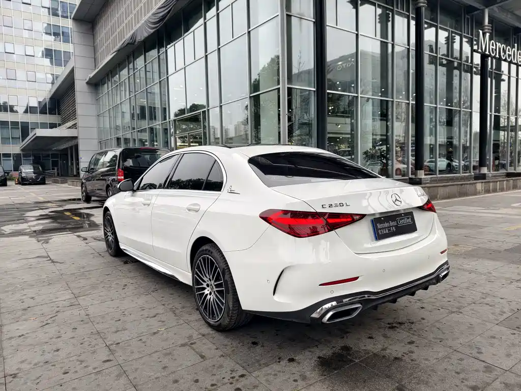 Mercedes-Benz C-Class — миниатюра 21