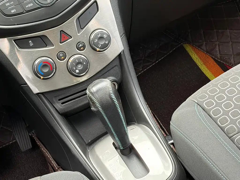 Chevrolet Trax — миниатюра 12