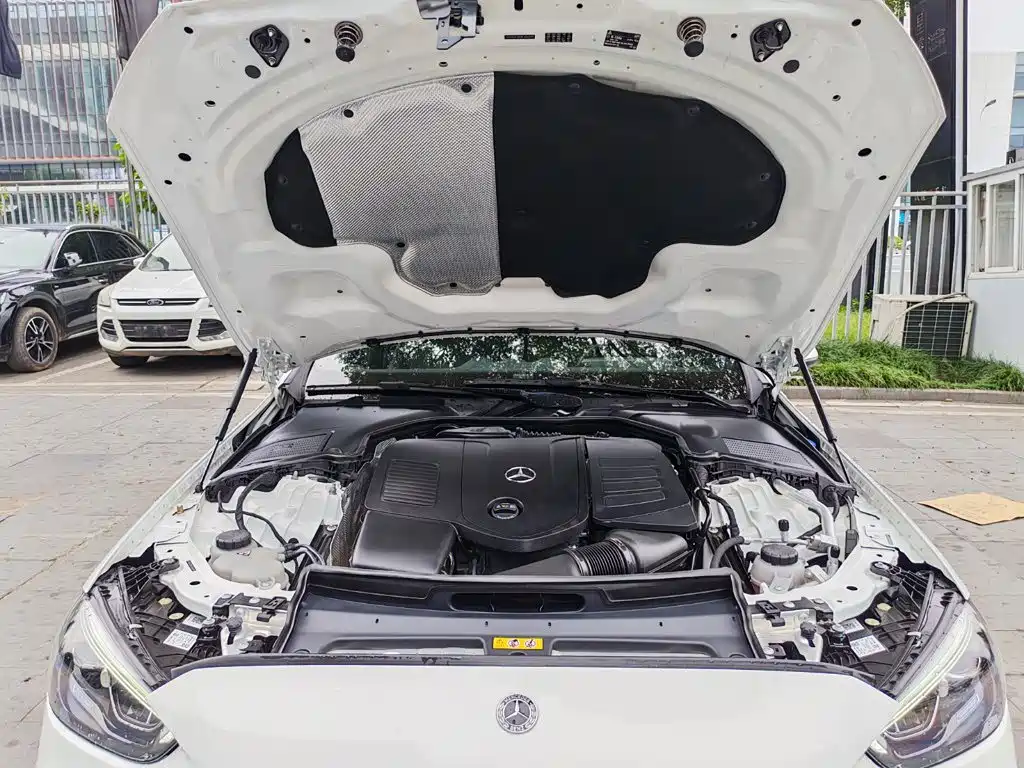 Mercedes-Benz C-Class — миниатюра 31