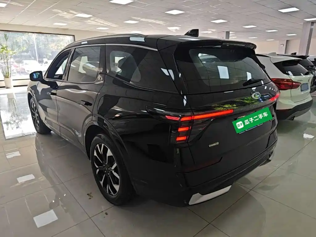Ford Edge — миниатюра 5