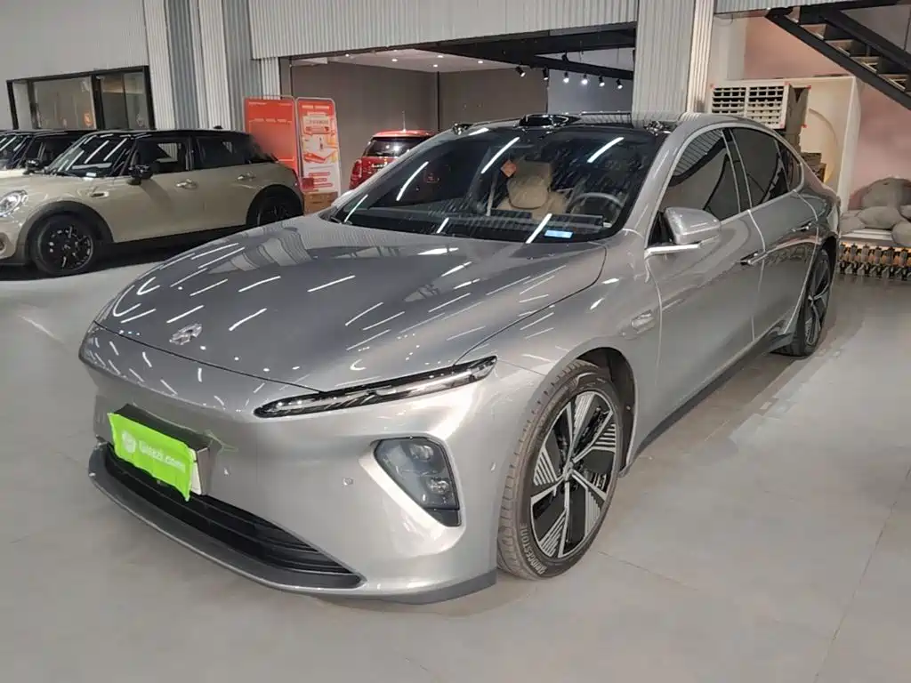 NIO ET7