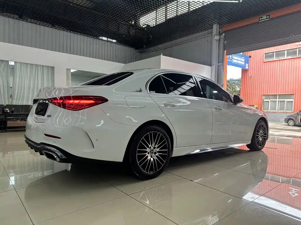 MERCEDES-BENZ C CLASS