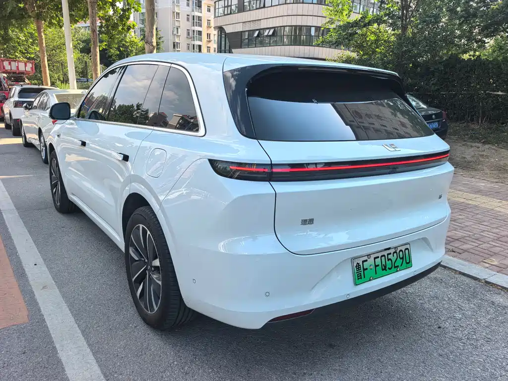 Li Auto L6 2025 Pro