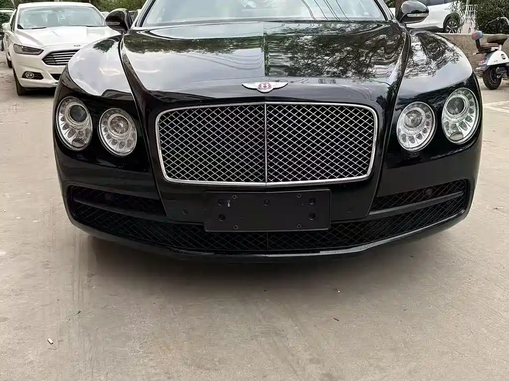 Bentley Flying Spur 2017 4.0T V8 Standard