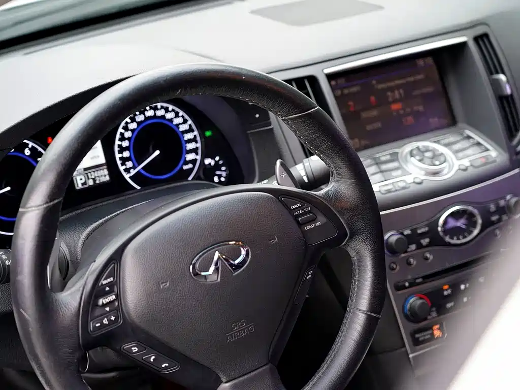 Infiniti G — миниатюра 9