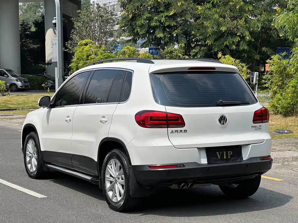 Volkswagen Tiguan — миниатюра 9