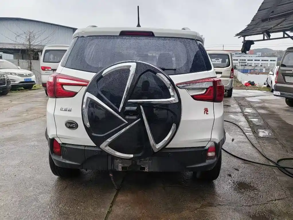 BYD Yuan 2016 1.5L MT Luxury