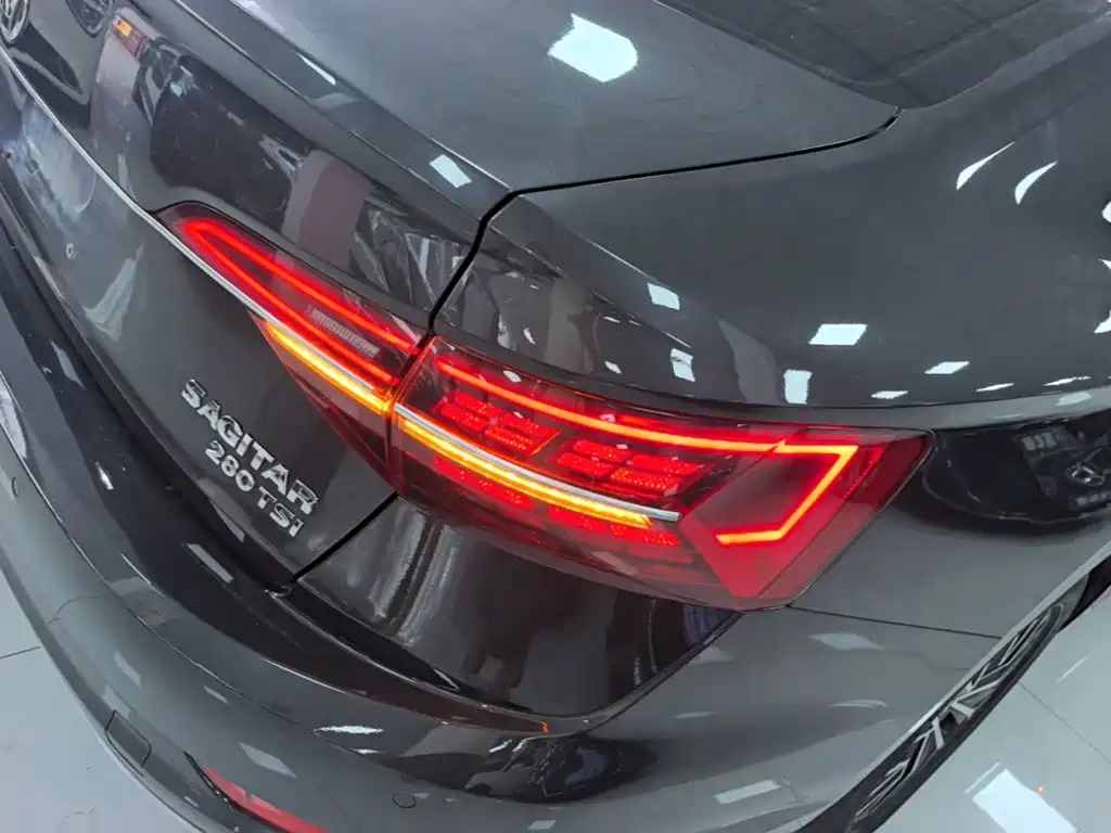 Volkswagen Sagitar 2019 280TSI DSG Comfort VI