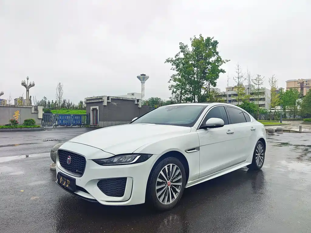 Jaguar XEL 2020 2.0T 200PS R-DYNAMIC Sport