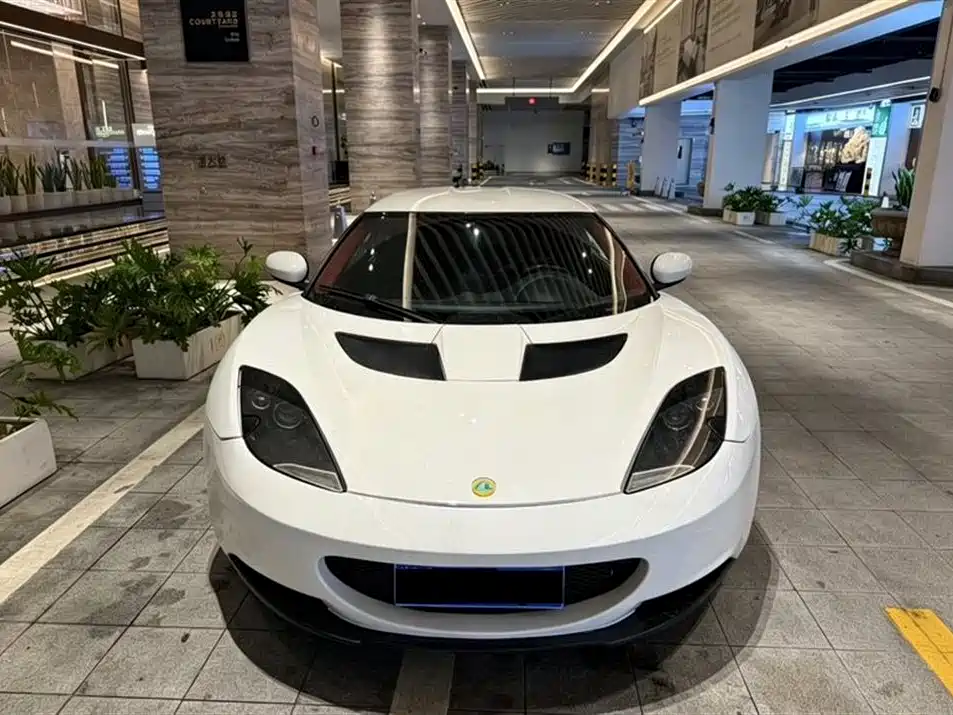 Купить Lotus Evora