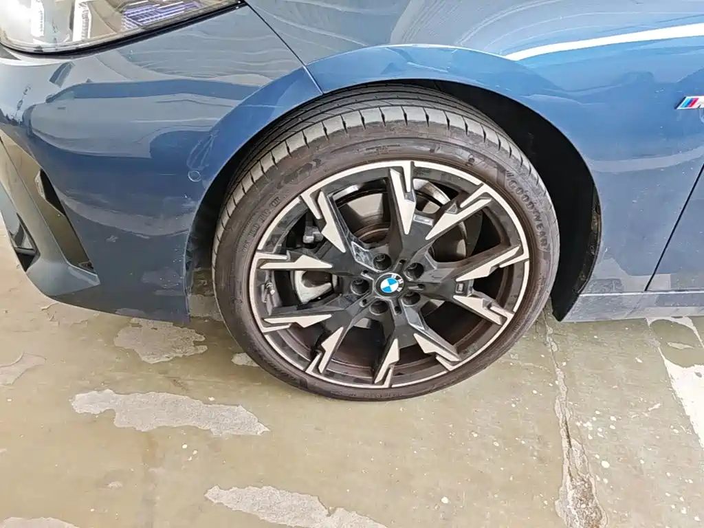BMW 2 Series — миниатюра 23