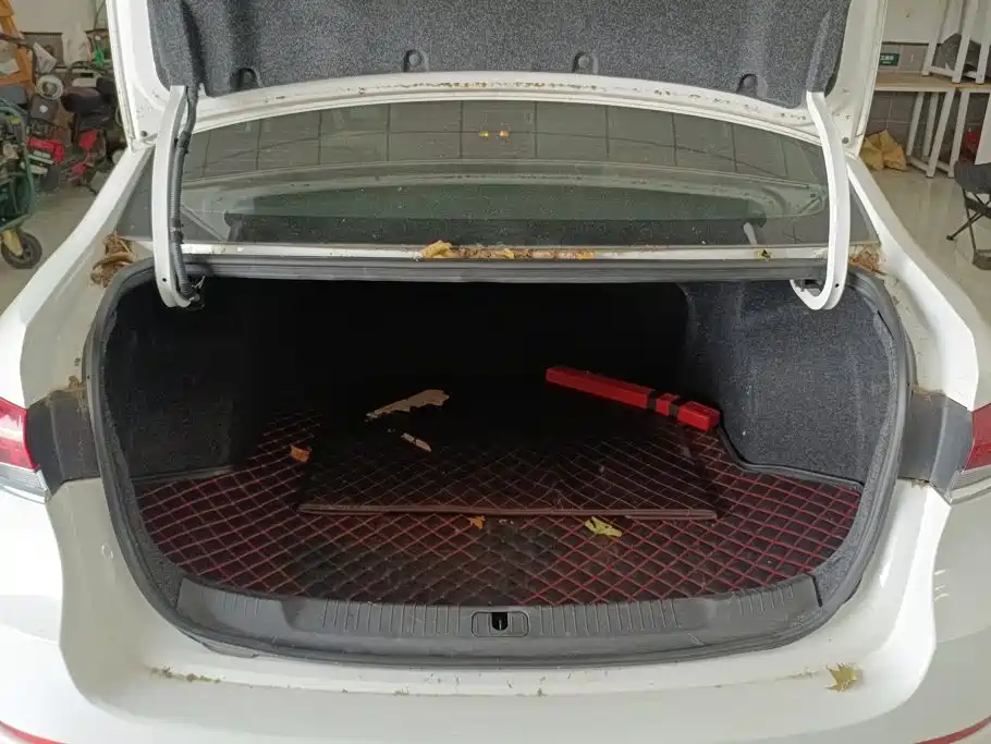 Buick Excelle — миниатюра 4