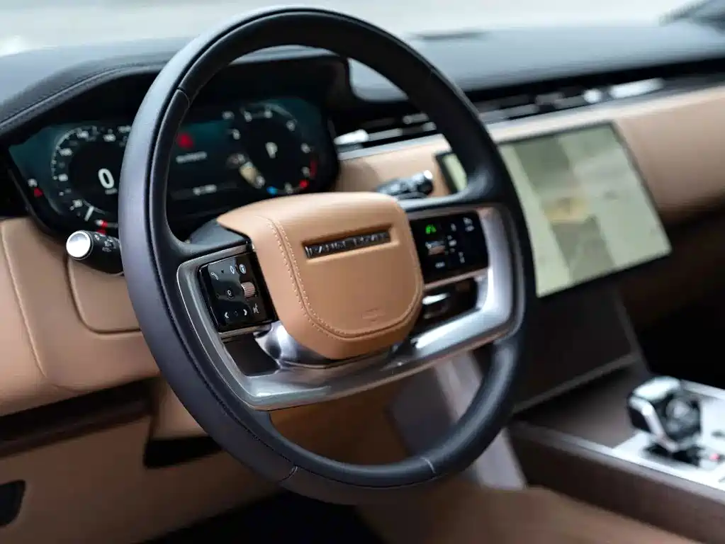 Land Rover Range Rover — миниатюра 4