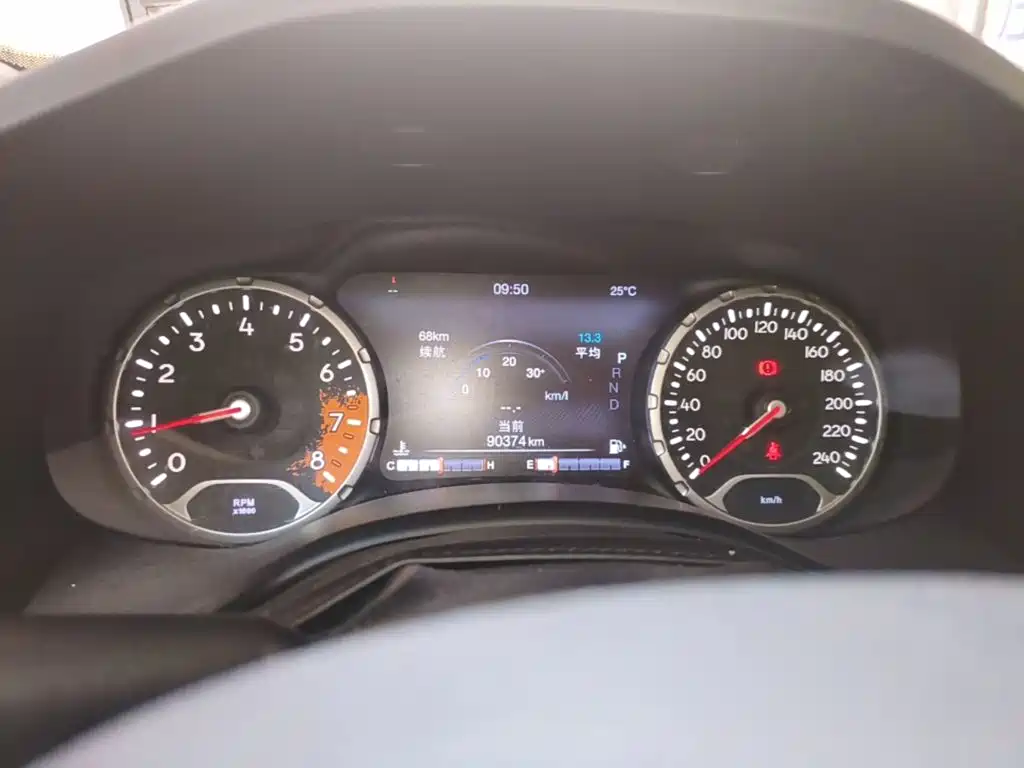 Jeep Renegade — миниатюра 11