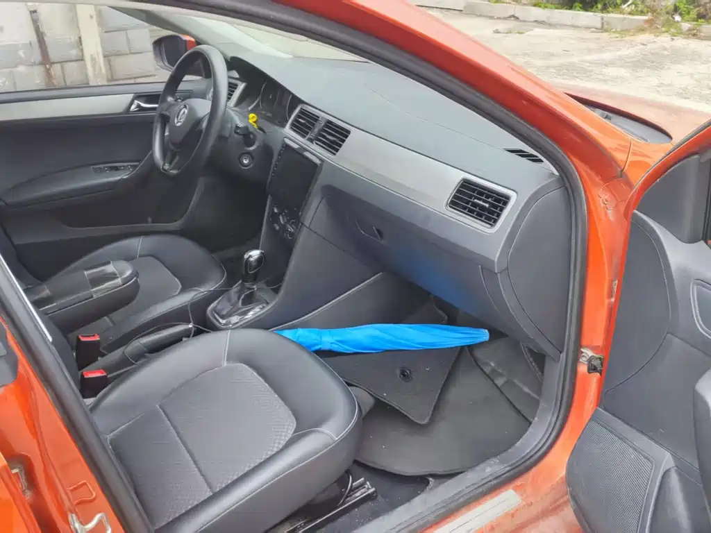 Volkswagen Santana 2015 1.6L AT Comfort