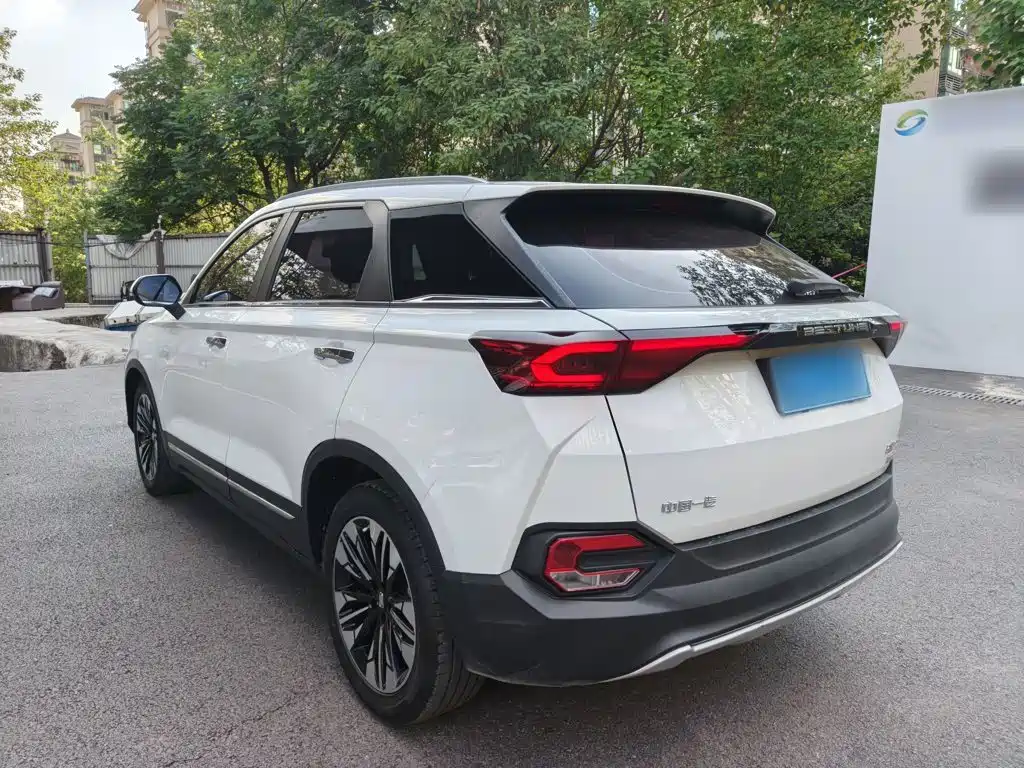 Bestune T77 — миниатюра 5