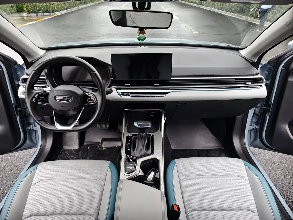 Geely Emgrand — миниатюра 11
