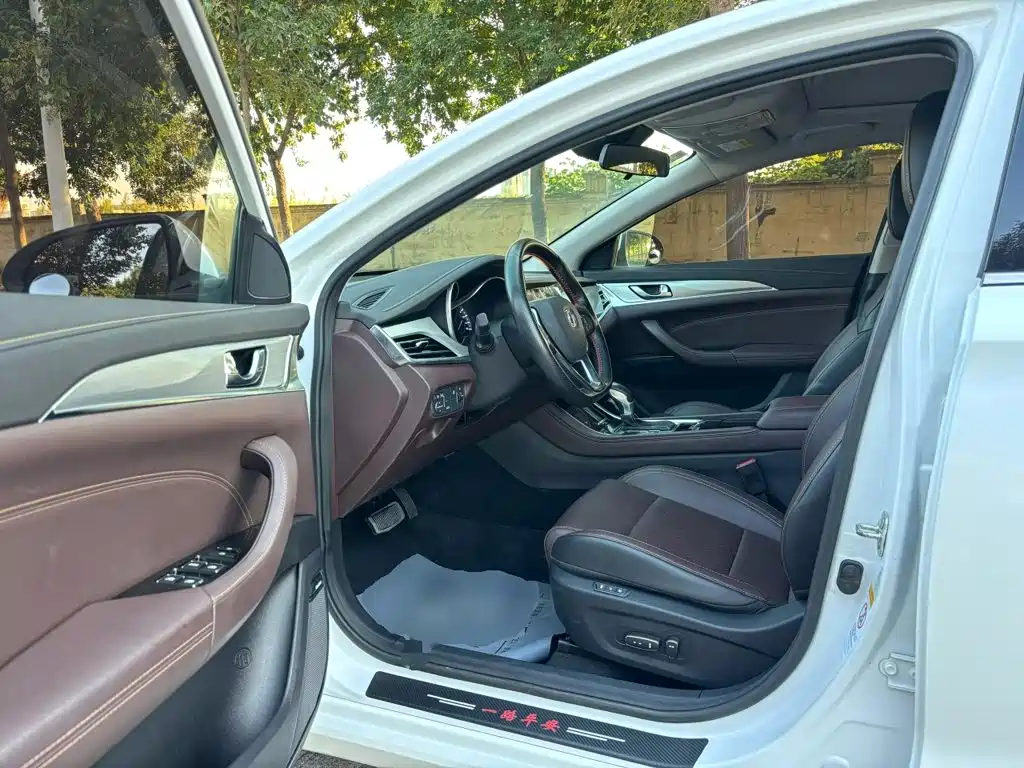 Changan Eado — миниатюра 15