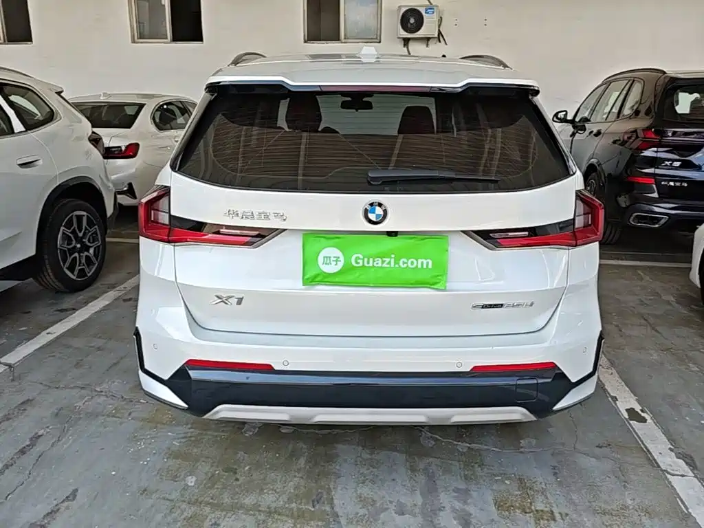 BMW X1 — миниатюра 6