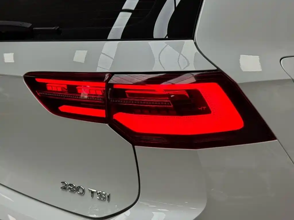 Volkswagen Golf — миниатюра 20
