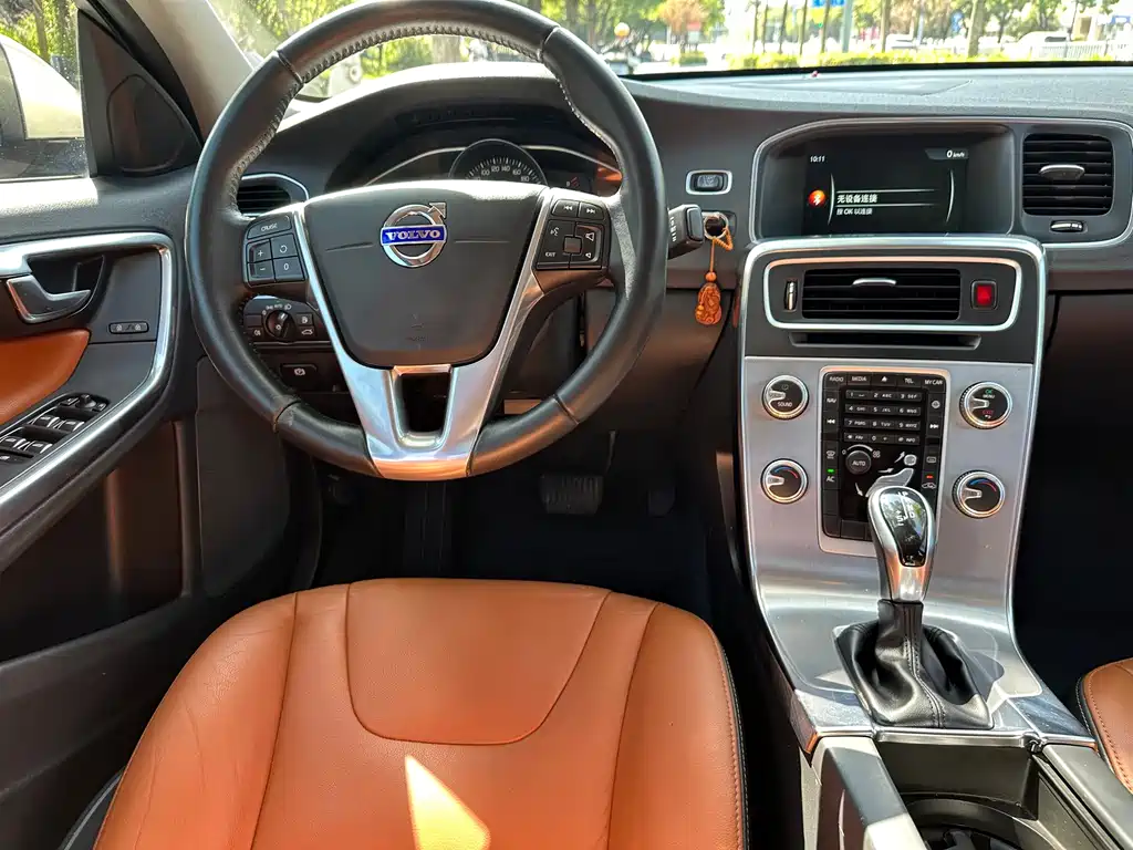 Volvo S60 — миниатюра 9