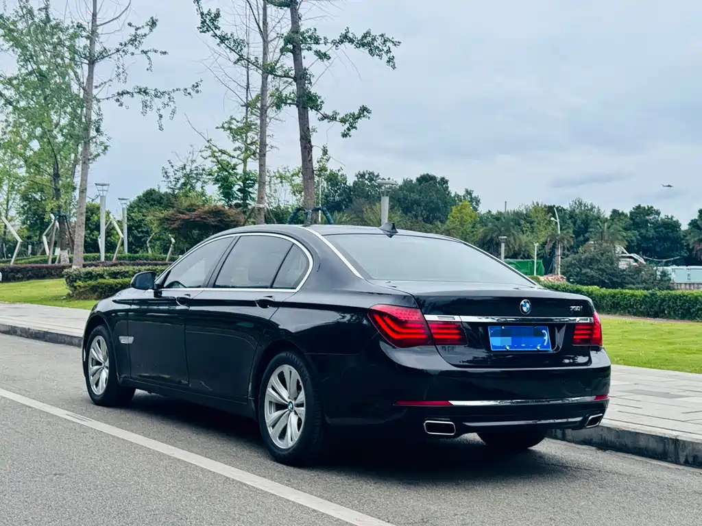 BMW 7 Series 7 2013 730Li Luxury