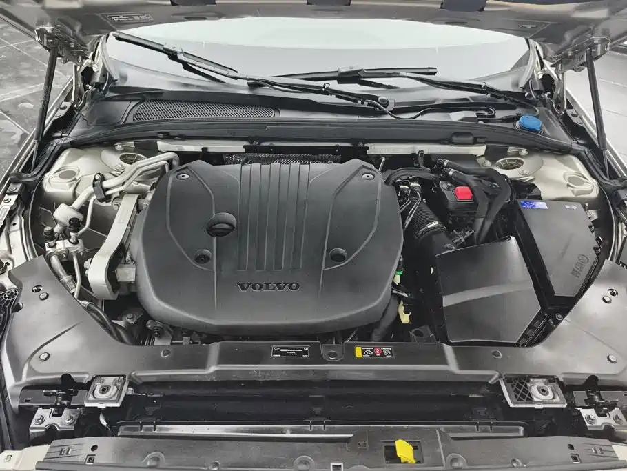 Volvo S60 — миниатюра 10