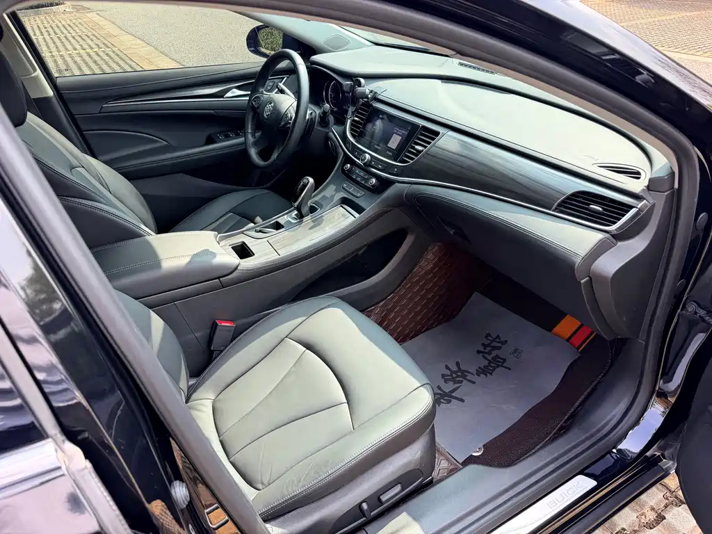 Buick LaCrosse — миниатюра 16