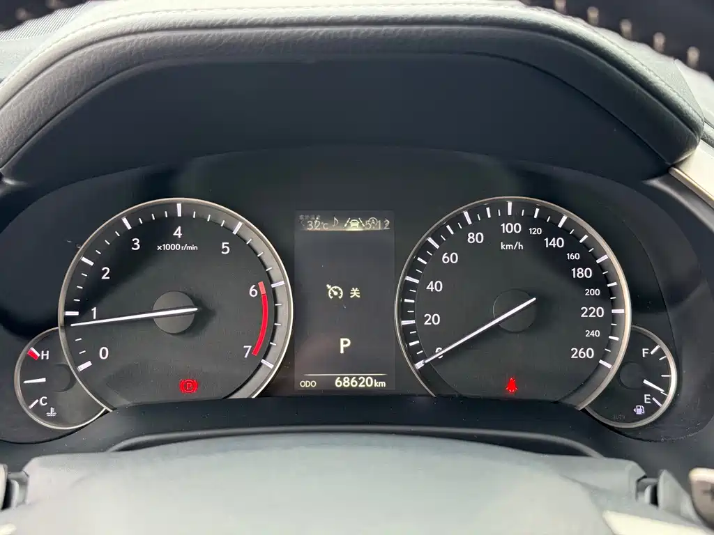 Lexus RX — миниатюра 8