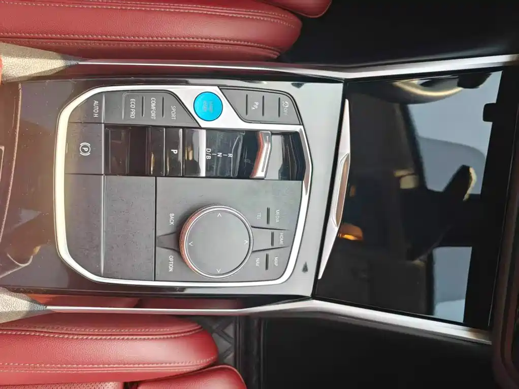 BMW i3 — миниатюра 13