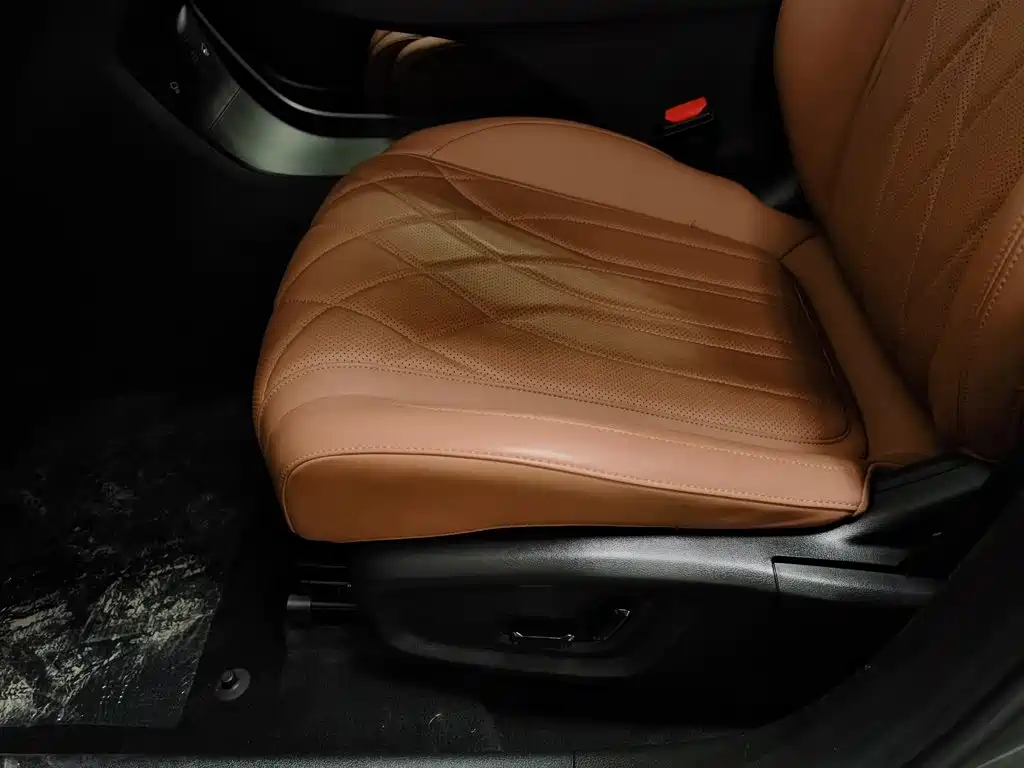 Geely Boyue REV — миниатюра 20