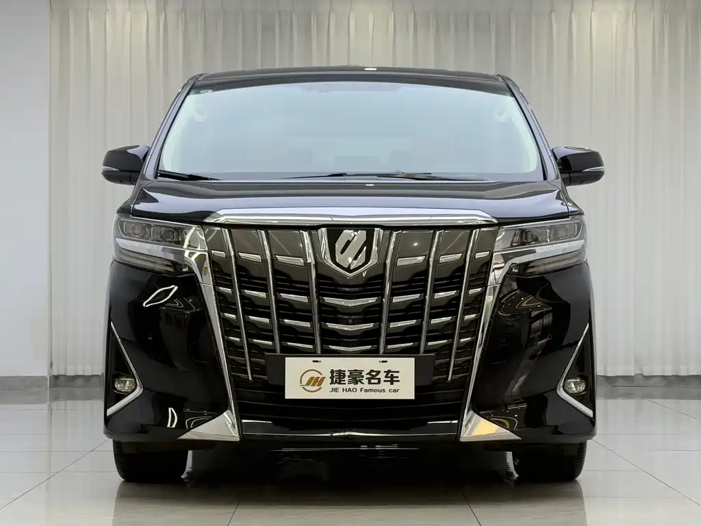Toyota Alphard — миниатюра 2